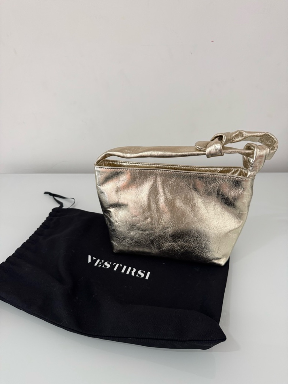 VESTIRSI Small Gold Leather Handbag, made in Italy